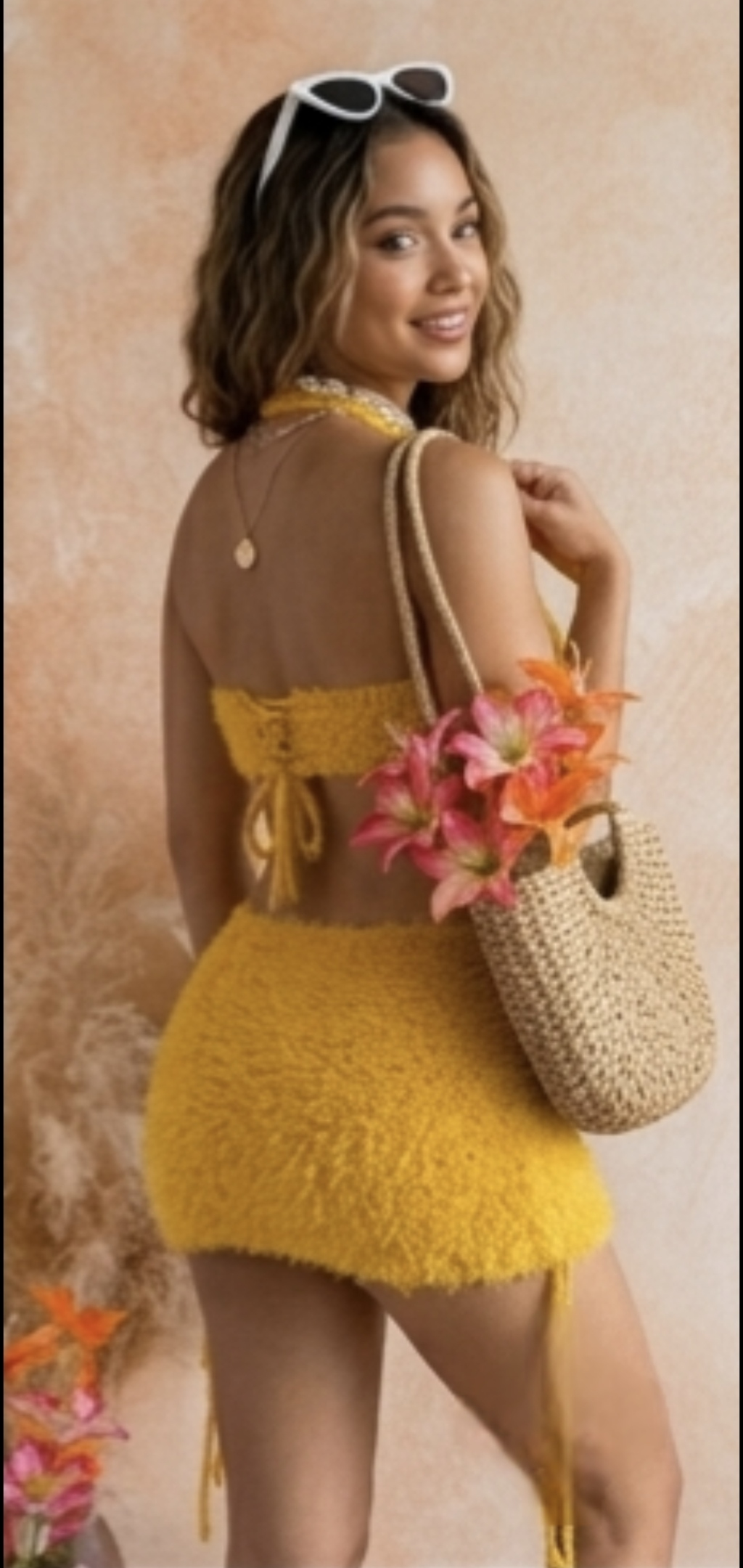Conjunto de 2 Piezas falda y  top con borlas y decoracion de perlas
